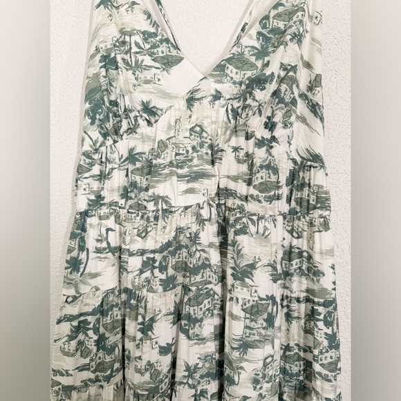Abercrombie & Fitch Flowy Tiered Maxi Dress Tropical Green Toile Large TALL - Picture 5 of 8